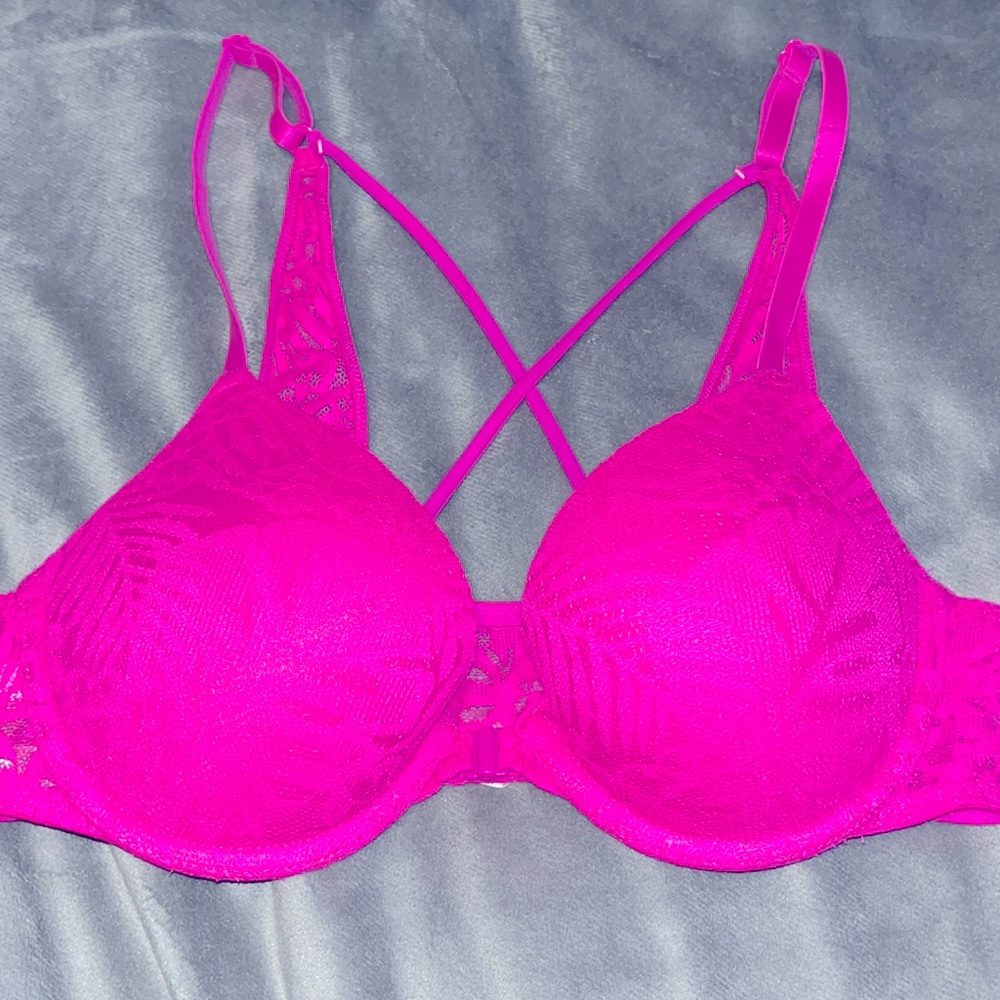 PINK criss cross bra